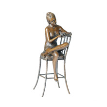 Figura femenina Bronce Escultura Silla Señora Decoración interior Latón Estatua TPE-591